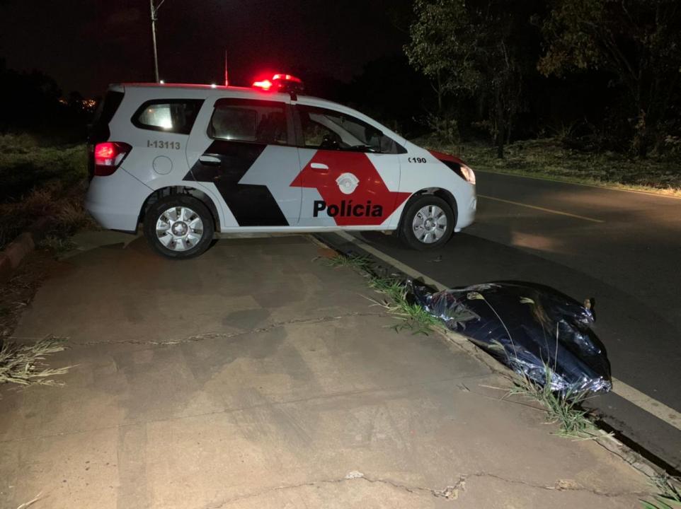 Foto 6 de 8 — Mulher morre atropelada no Jardim das Hortênsias em Araraquara